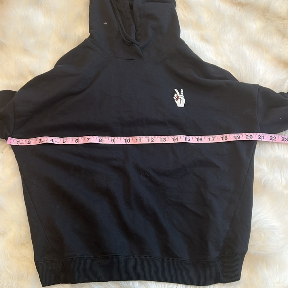 Rebellious One embroidered peace sign red nails sweatshirt - Picture 5 of 6